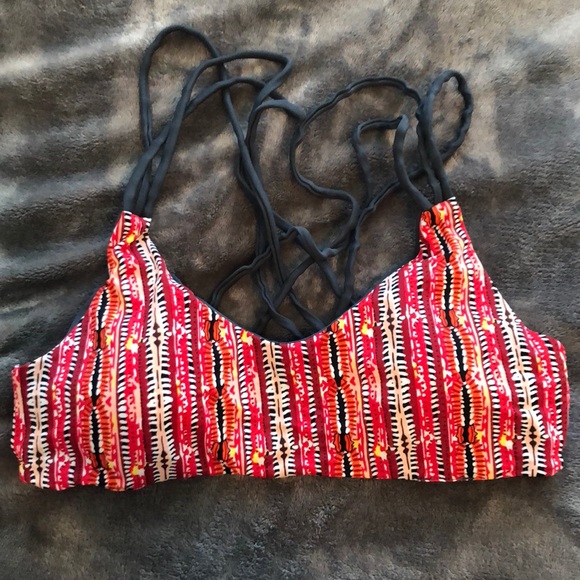 Cupshe Other - Swim top